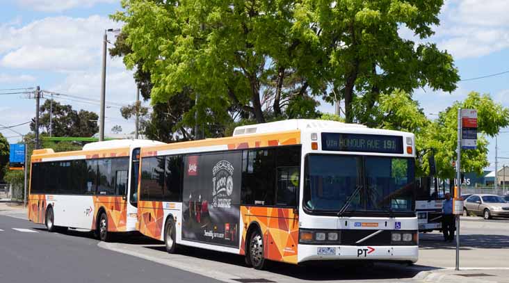 CDC Melbourne Volvo B7L Volgren CR221L 84